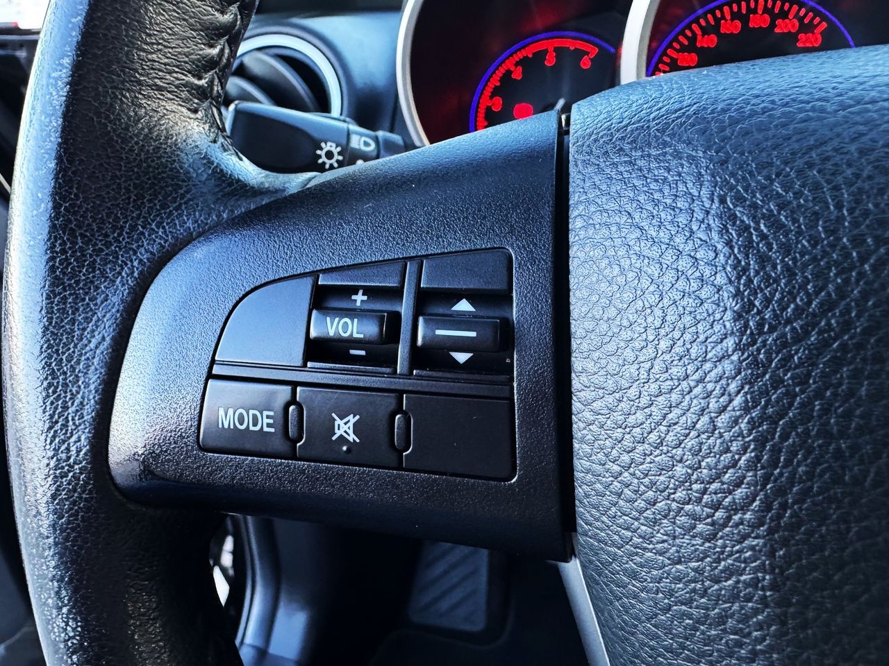 Foto Mazda CX-7 13