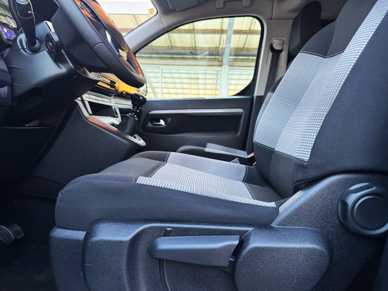 Foto Citroën Spacetourer 6