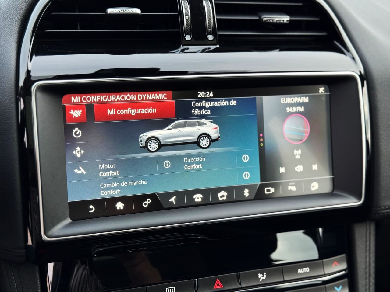 Foto Jaguar F-Pace 28