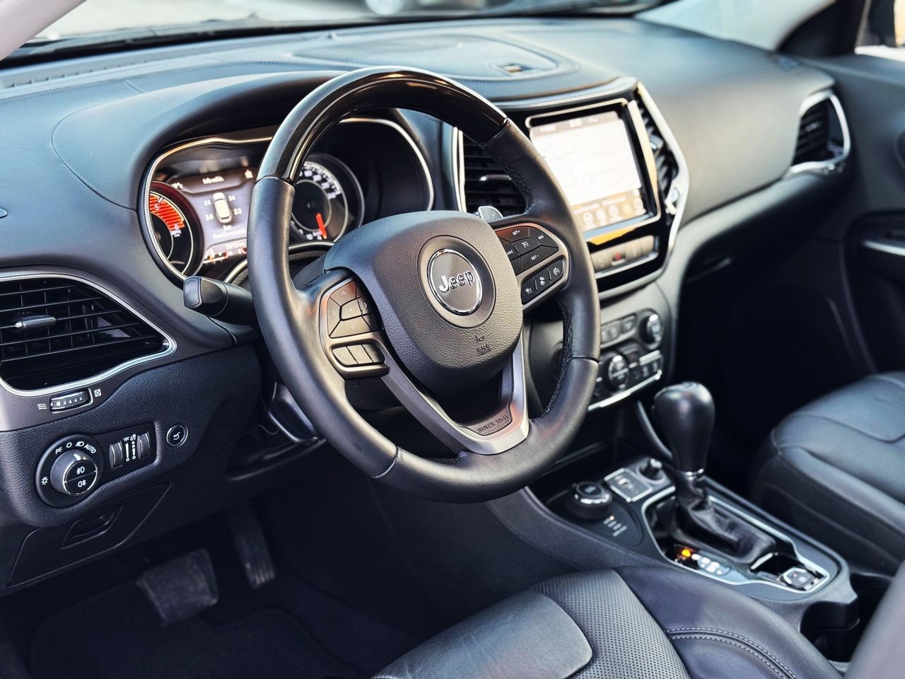 Foto Jeep Cherokee 2