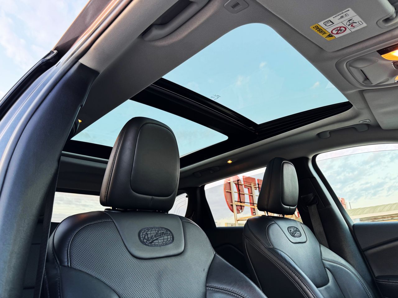 Foto Jeep Cherokee 12