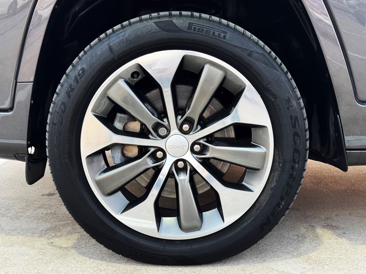 Foto Jeep Cherokee 13