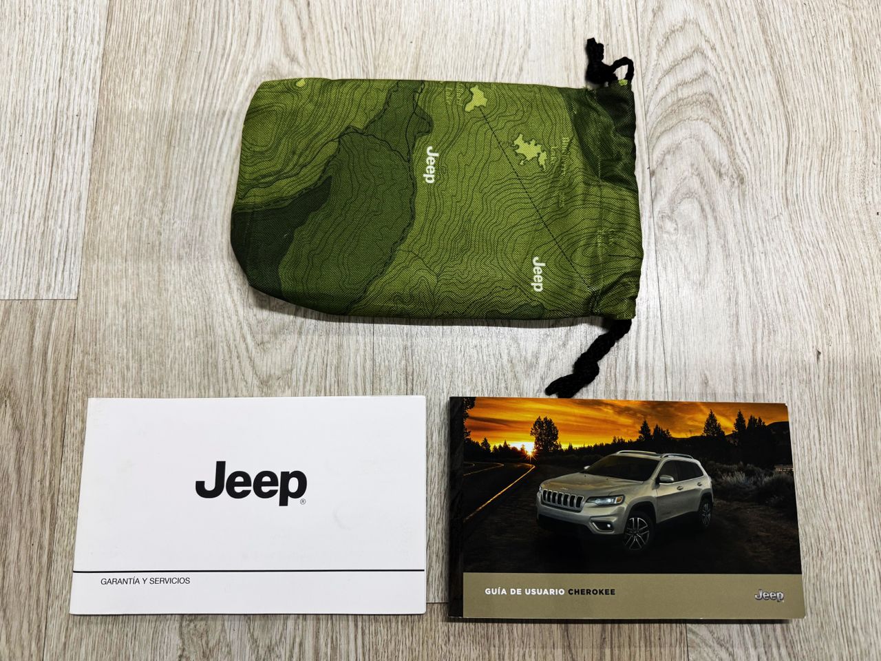 Foto Jeep Cherokee 38
