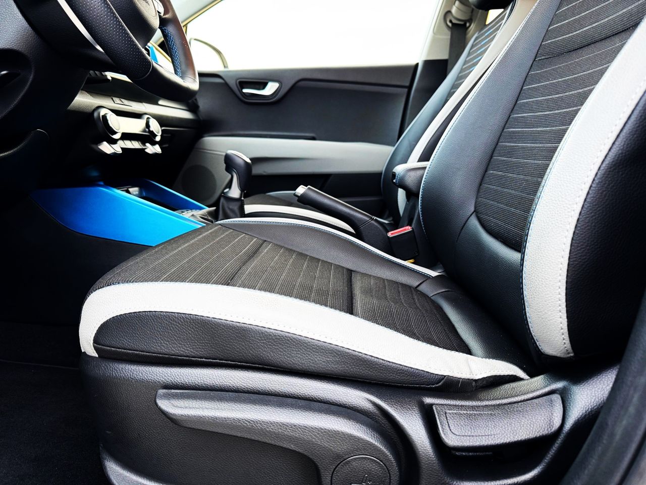 Foto Kia Stonic 6