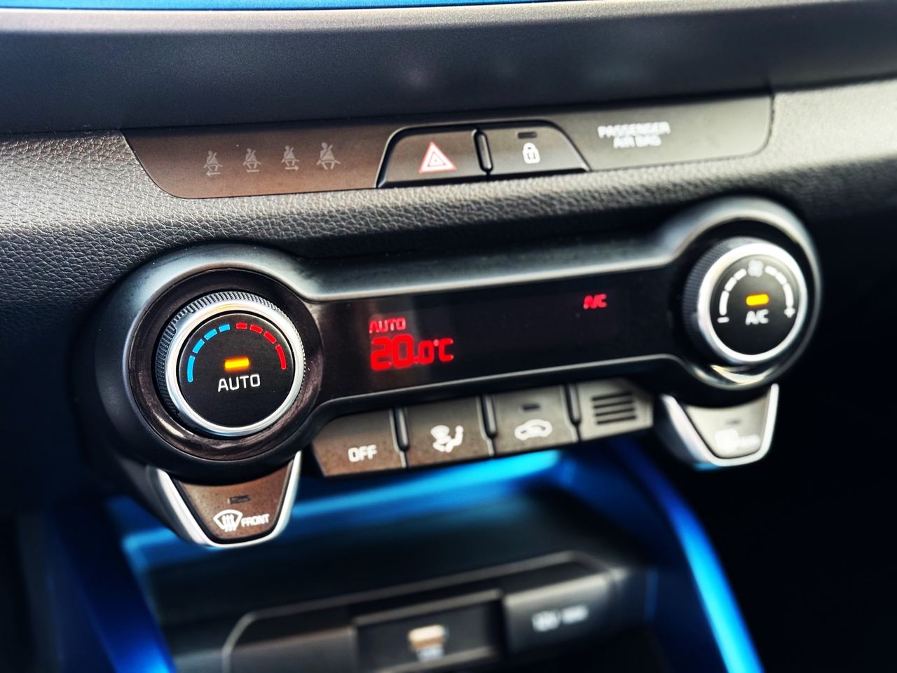 Foto Kia Stonic 24