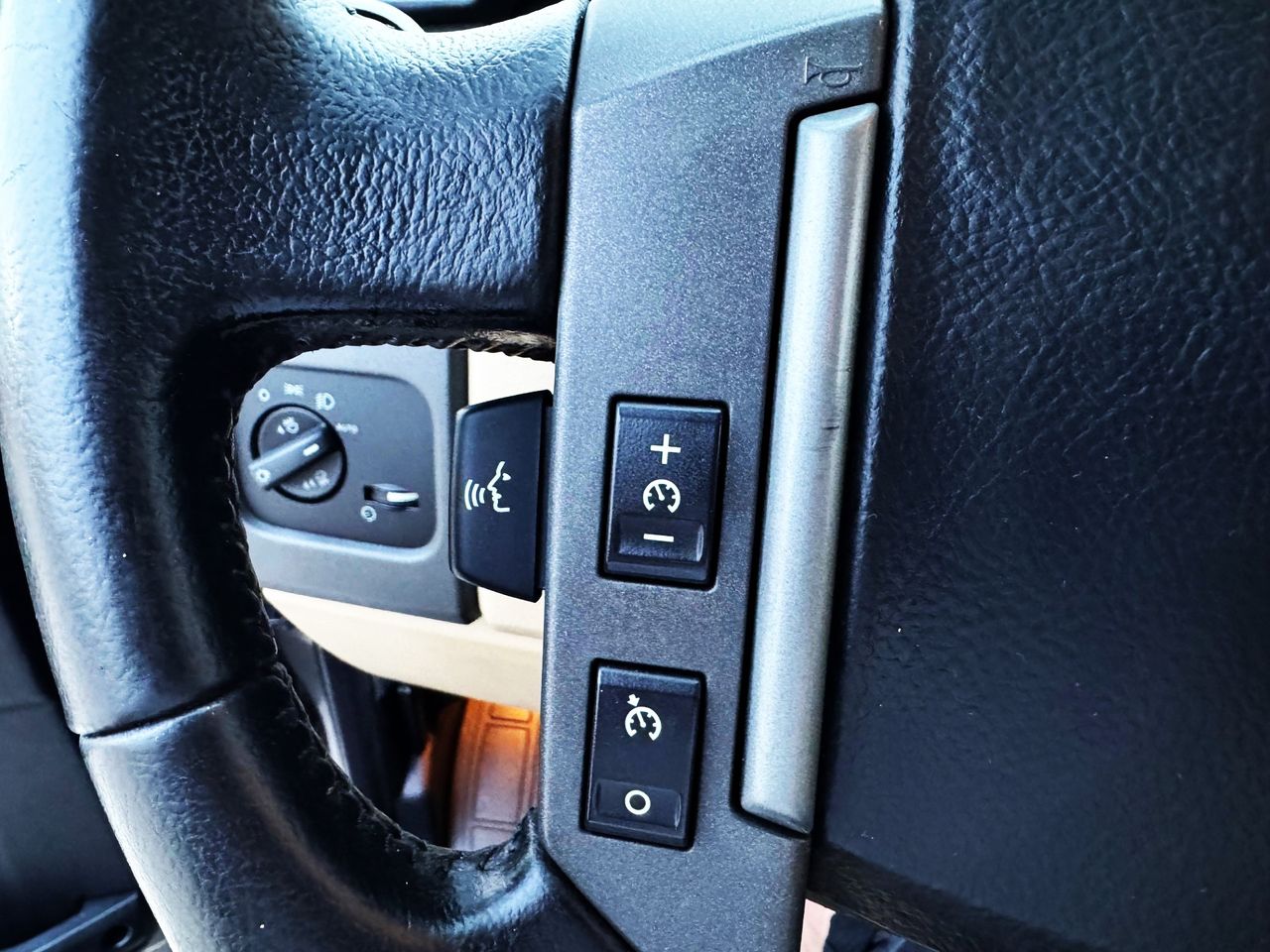 Foto Land-Rover Discovery 19