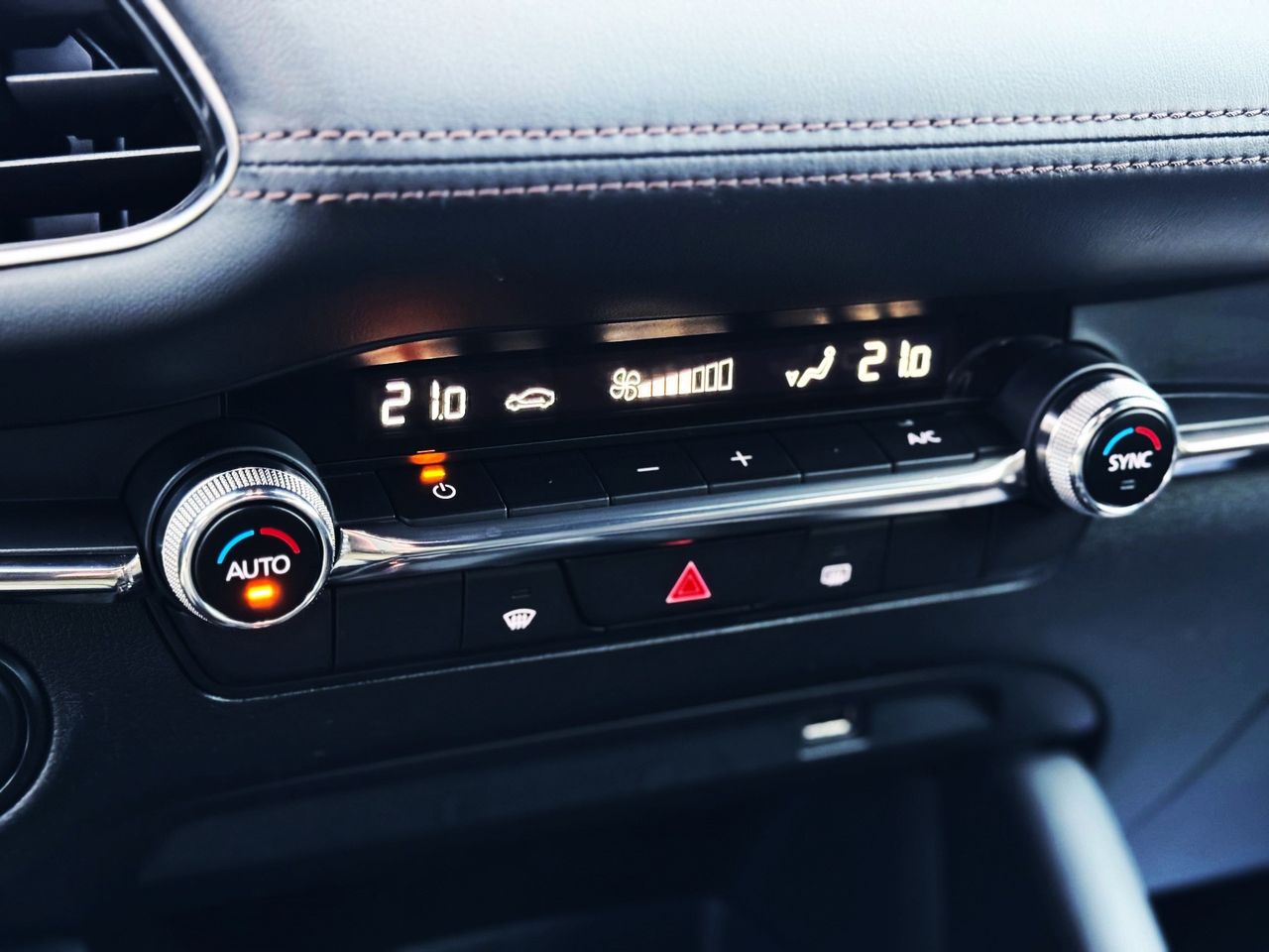Foto Mazda Mazda3 25