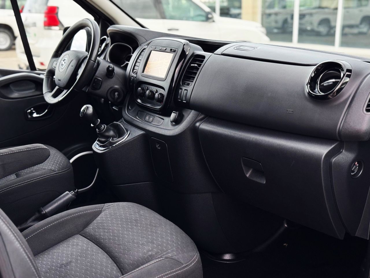 Foto Opel Vivaro 32