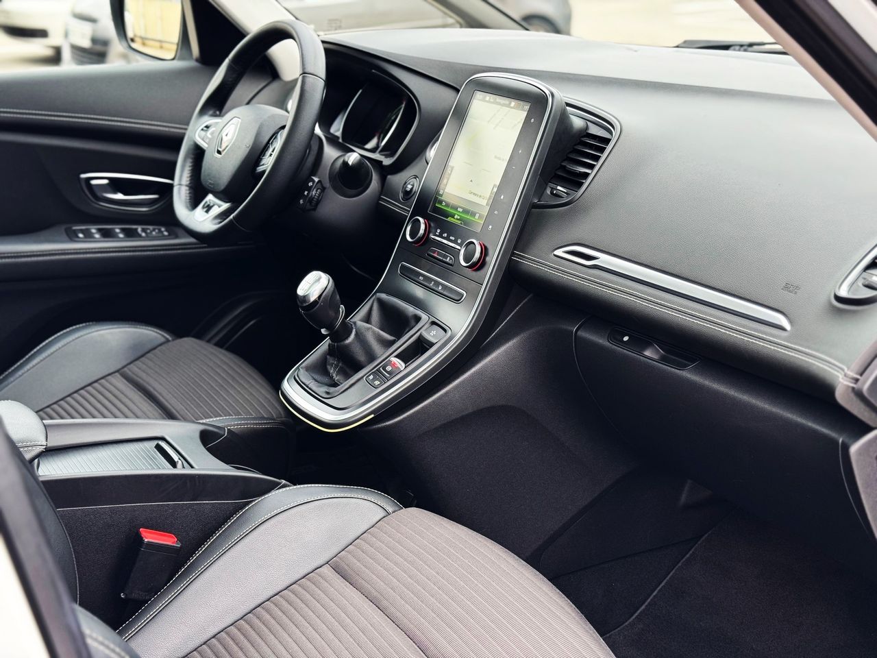 Foto Renault Grand Scénic 31