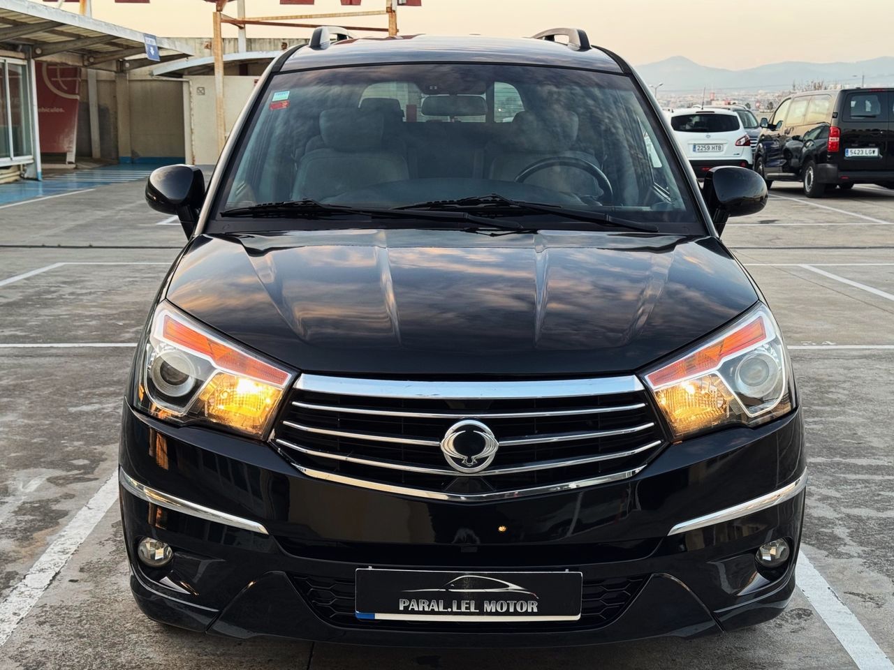 Foto SsangYong Rodius 5