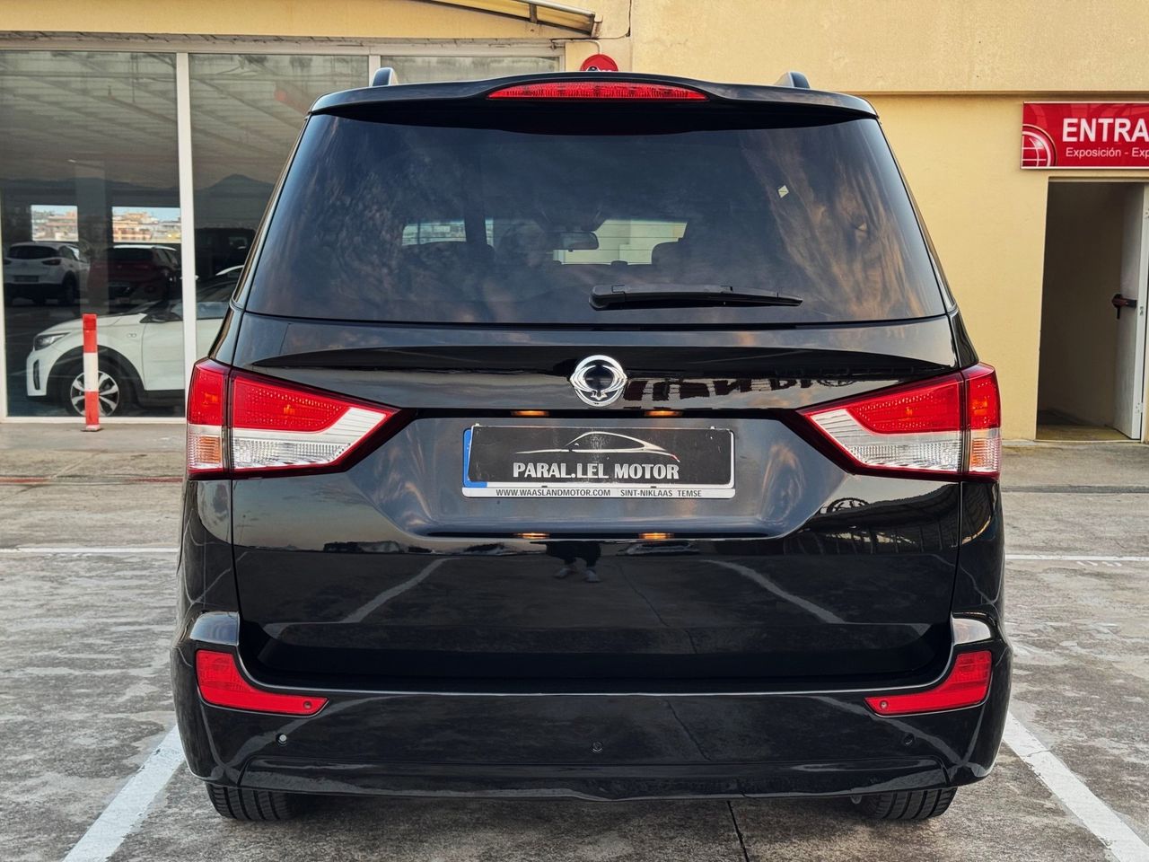 Foto SsangYong Rodius 7