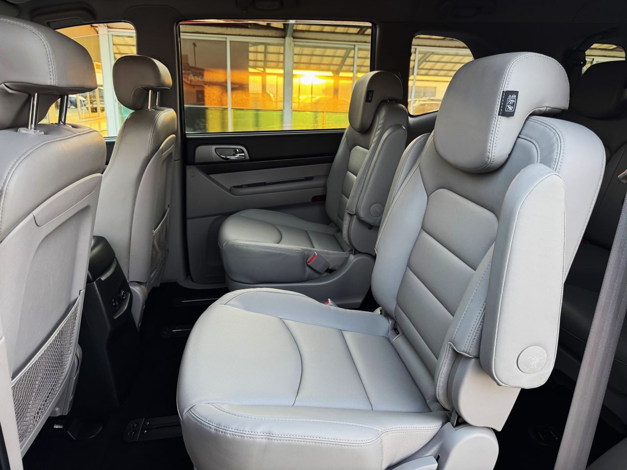 Foto SsangYong Rodius 10