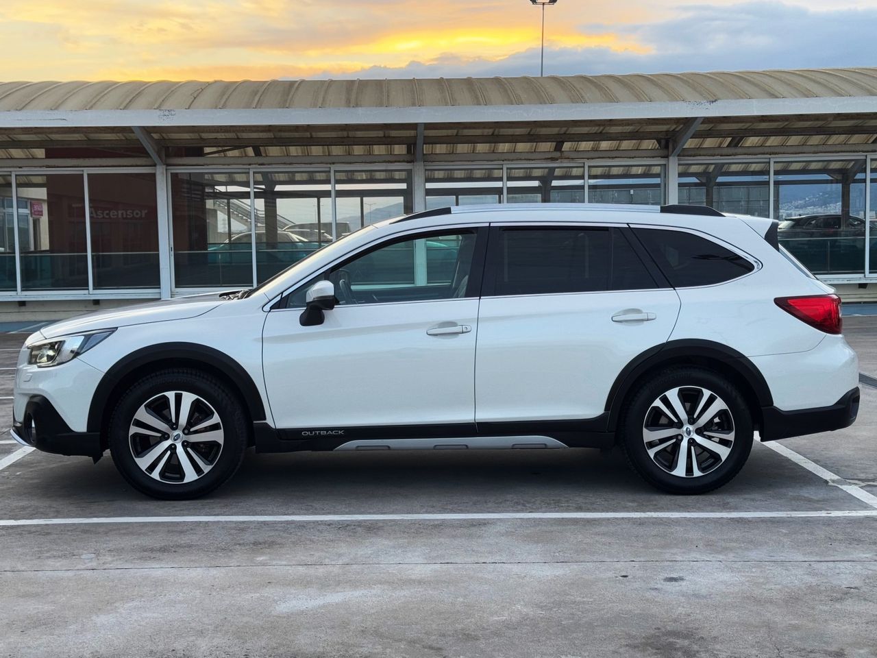 Foto Subaru Outback 9