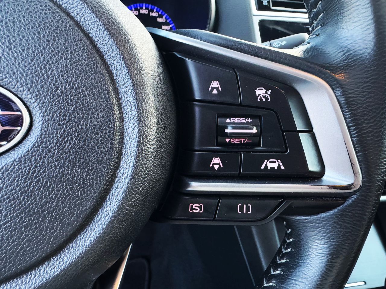 Foto Subaru Outback 24