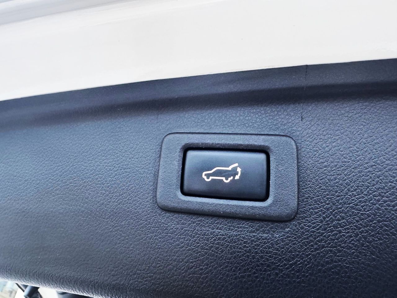 Foto Subaru Outback 37