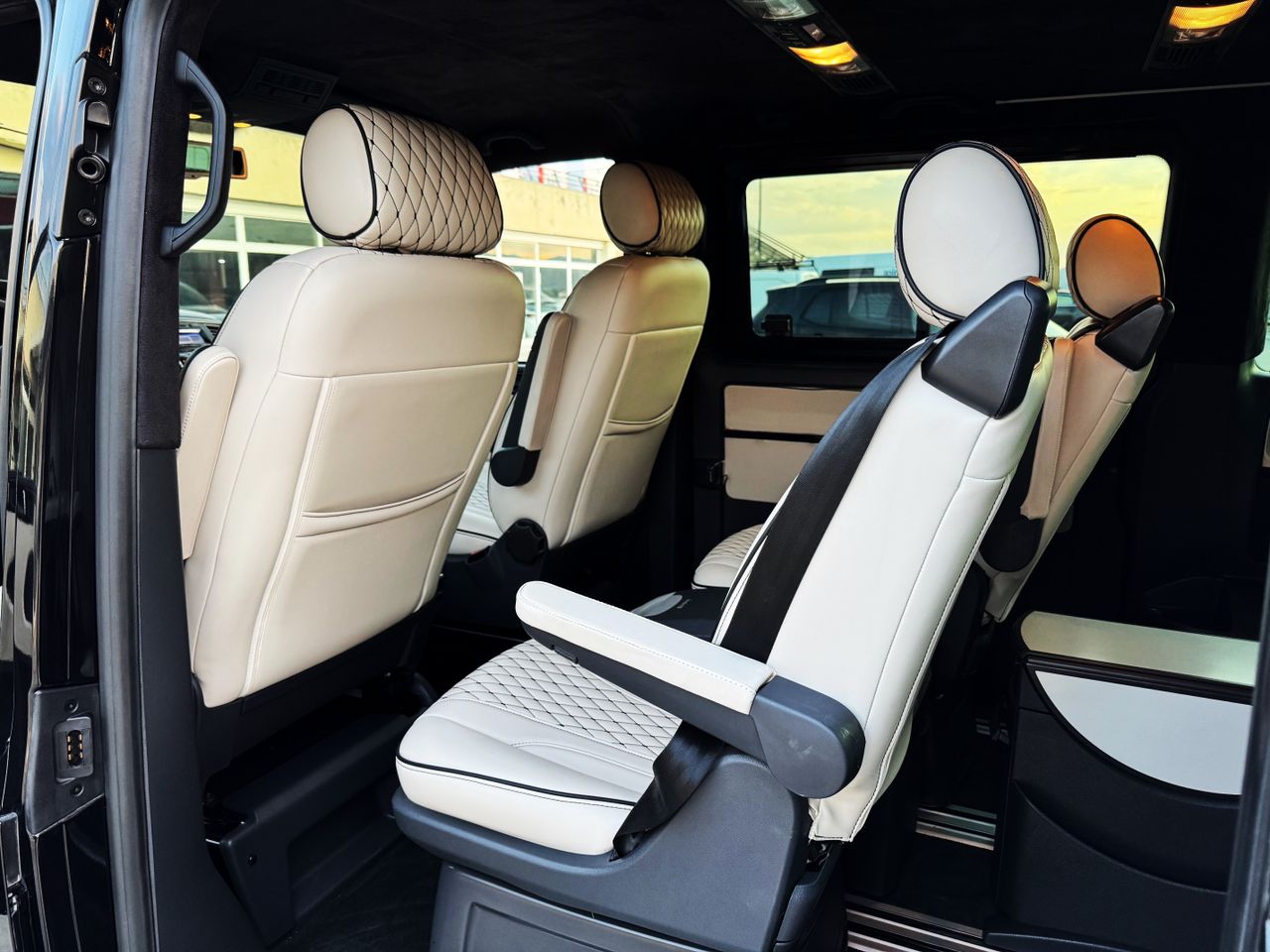 Foto Volkswagen Multivan 8