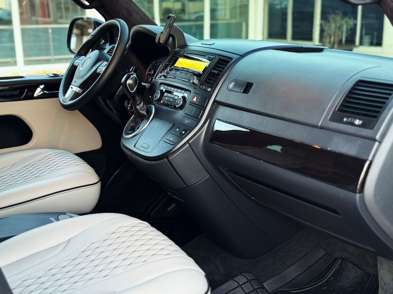 Foto Volkswagen Multivan 34