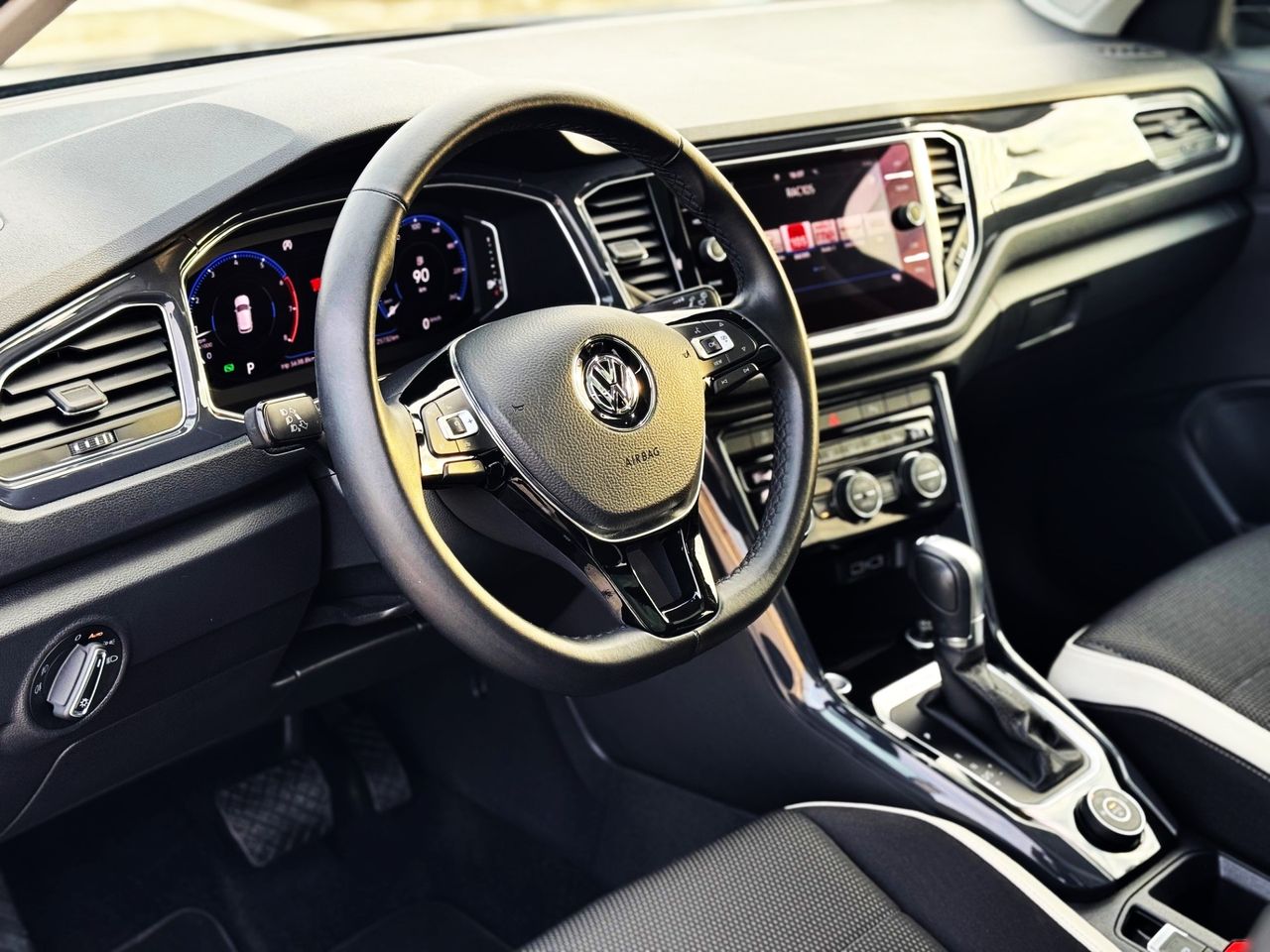 Foto Volkswagen T-Roc 2