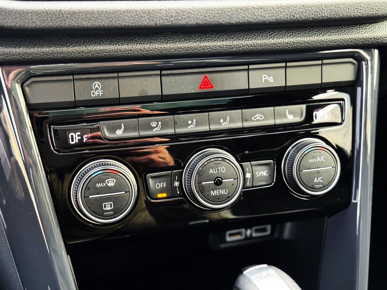 Foto Volkswagen T-Roc 28