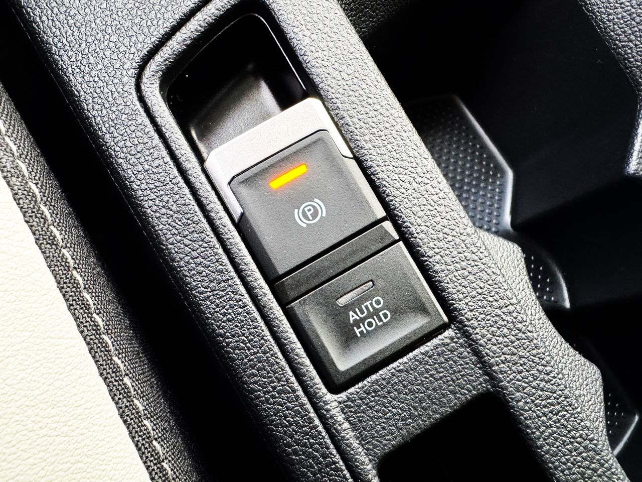 Foto Volkswagen T-Roc 34