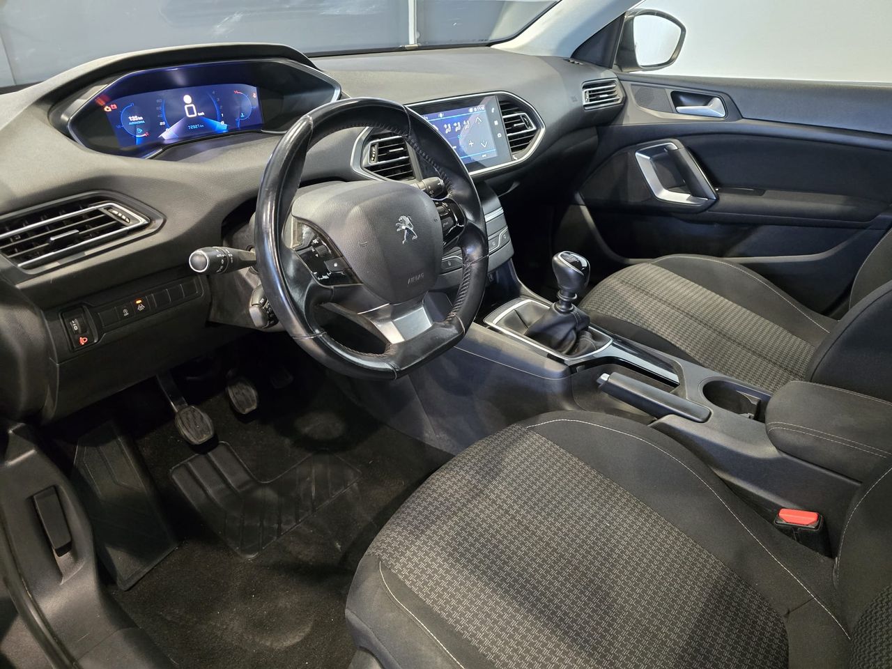 Foto Peugeot 308 5