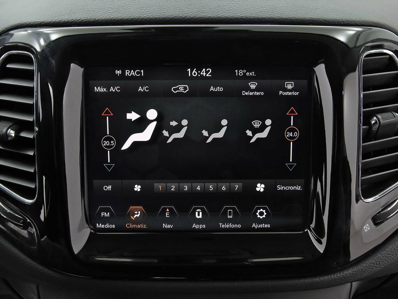 Foto Jeep Compass 32
