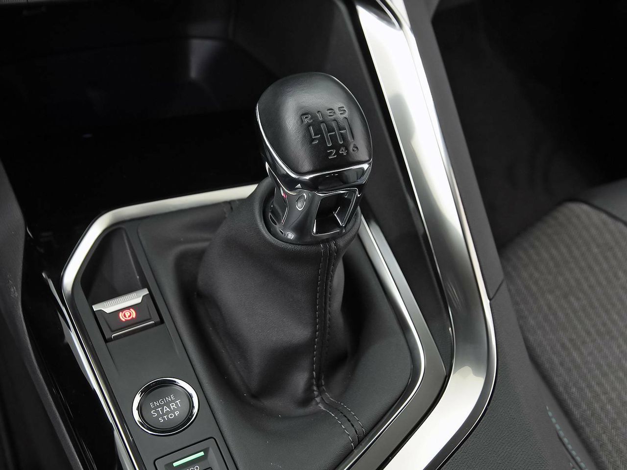 Foto Peugeot 5008 14