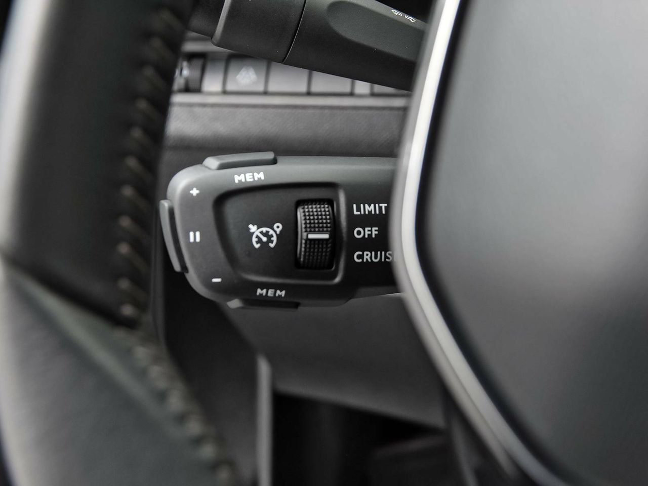 Foto Peugeot 5008 26
