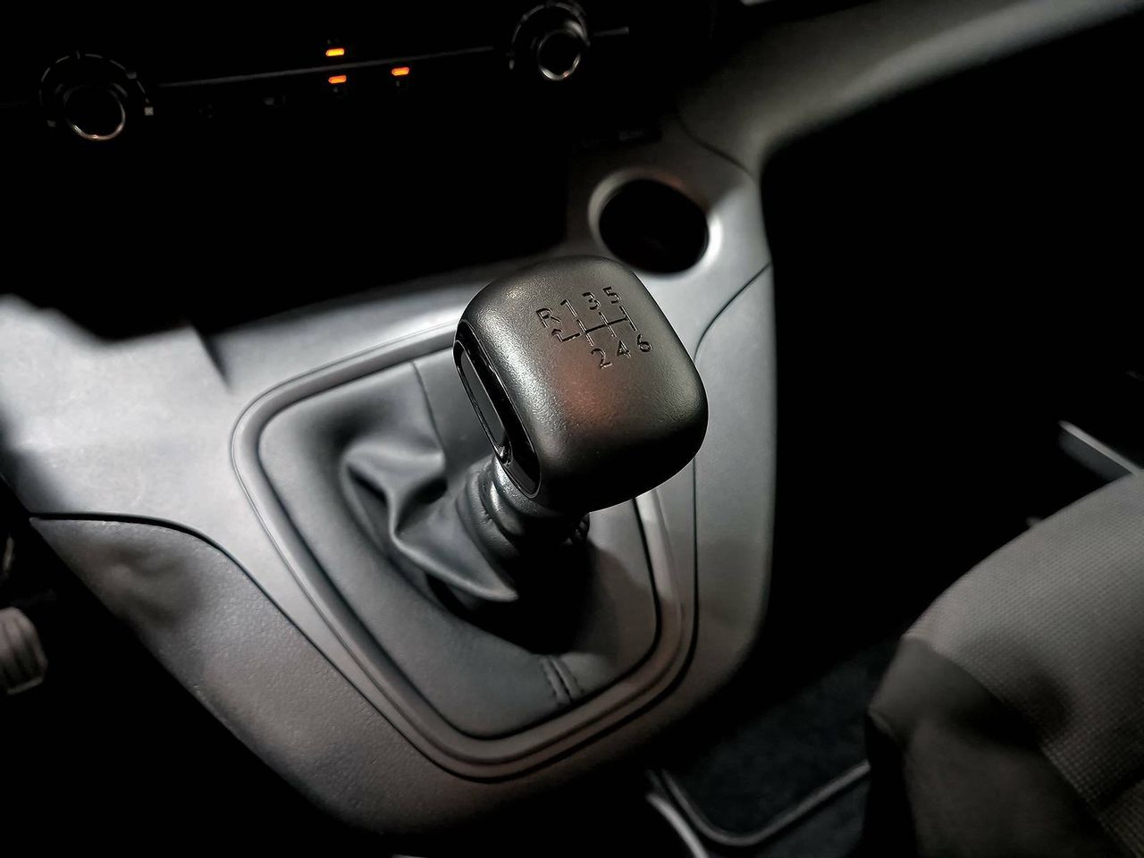 Foto Peugeot Rifter 14