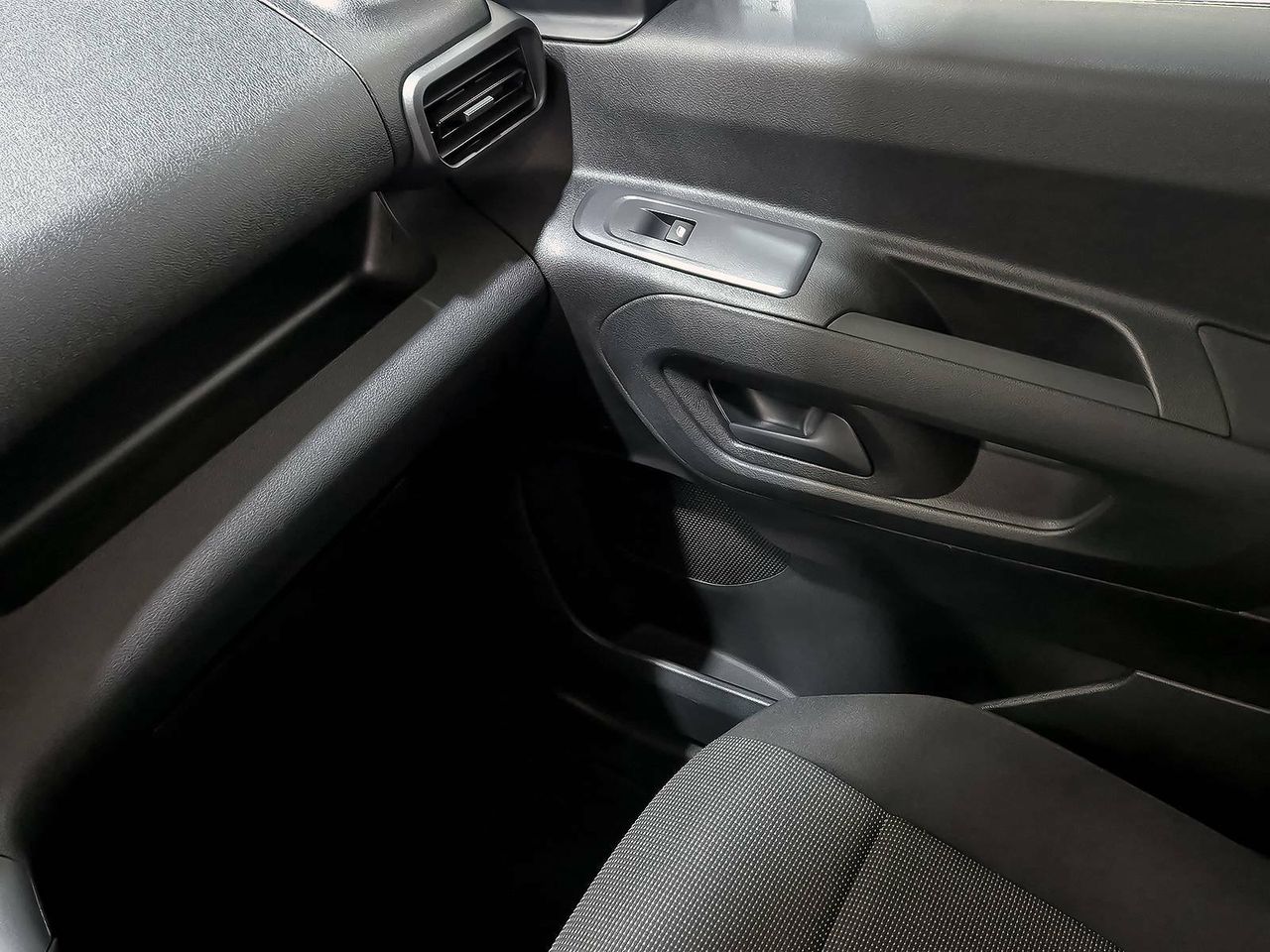 Foto Peugeot Rifter 32