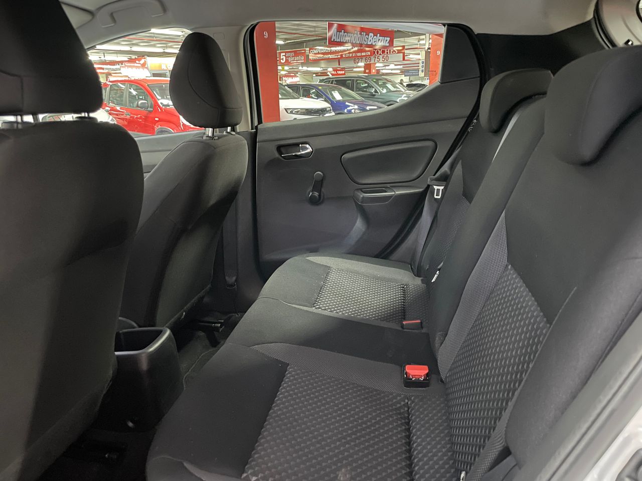 Foto Nissan Micra 9