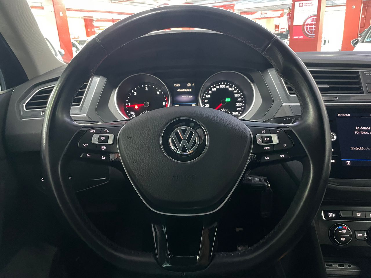Foto Volkswagen Tiguan 12