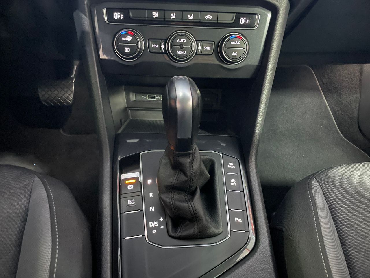 Foto Volkswagen Tiguan 15