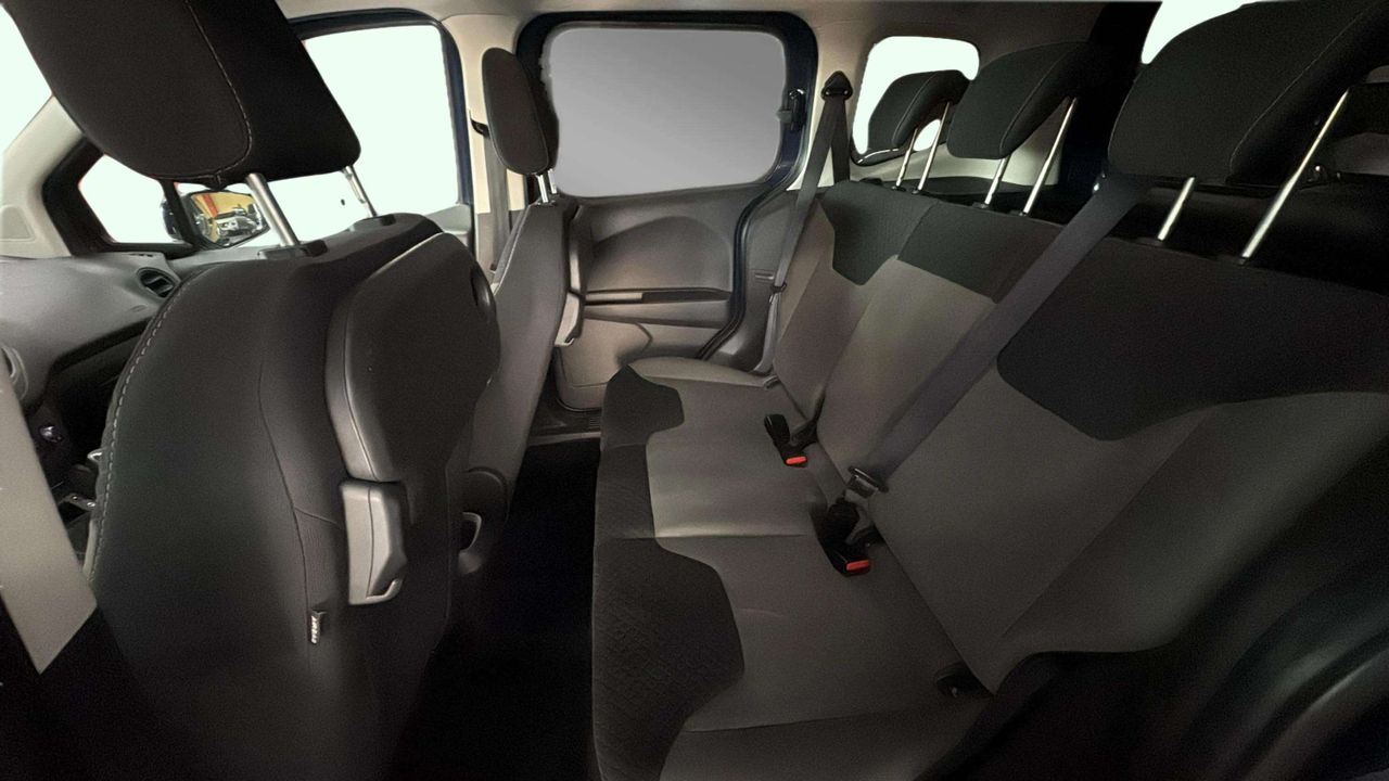 Foto Ford Tourneo Courier 10