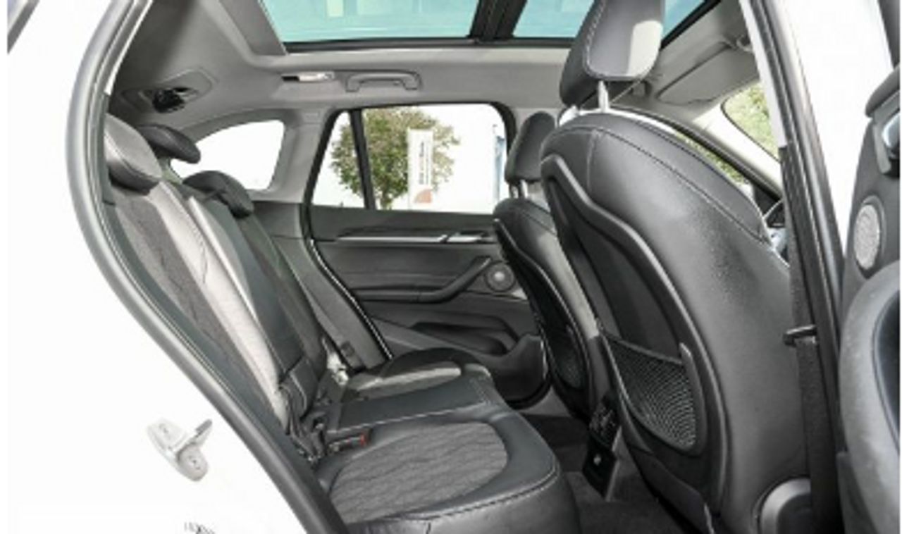 Foto BMW X1 12