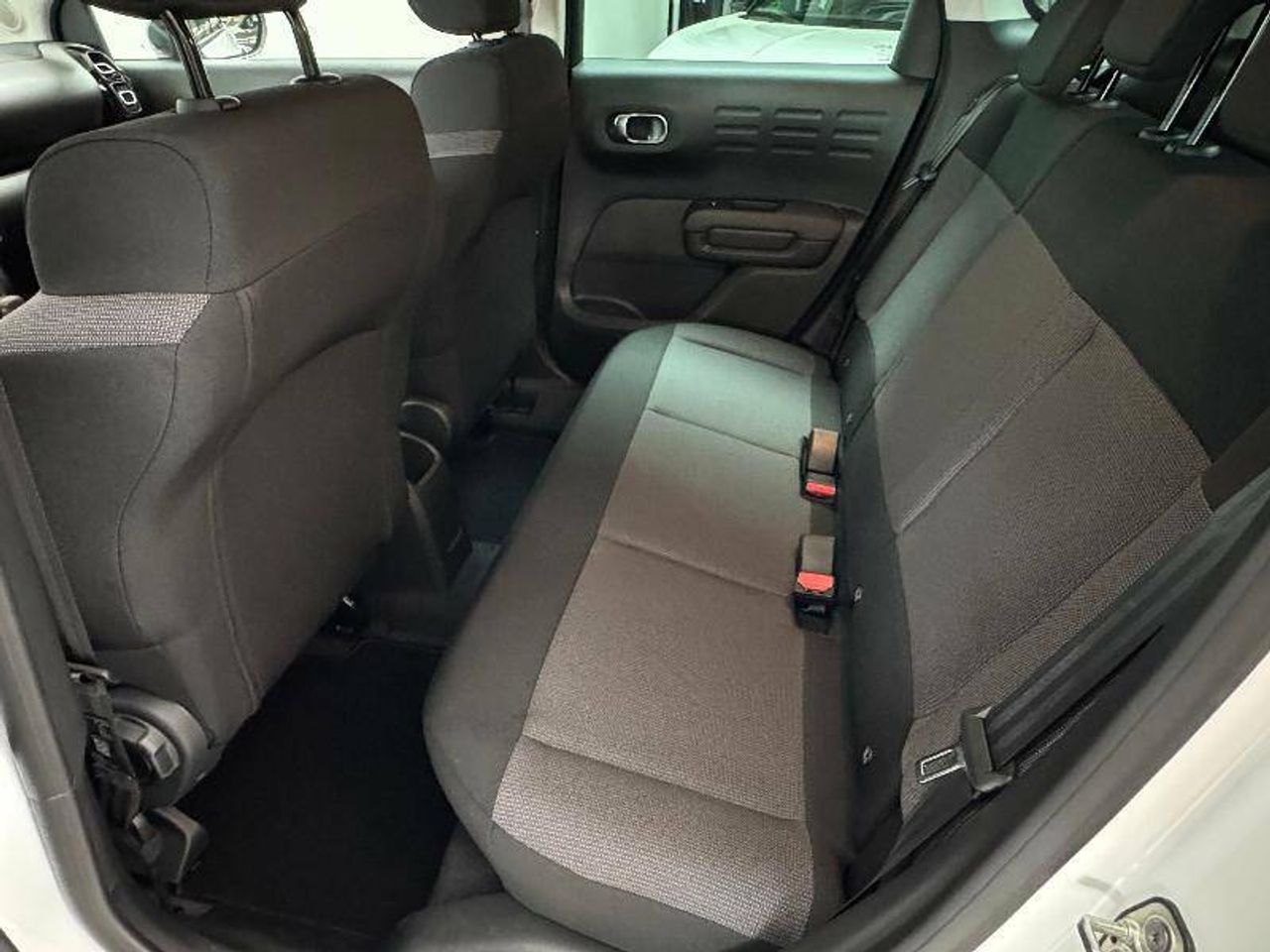 Foto Citroën C3 Aircross 11