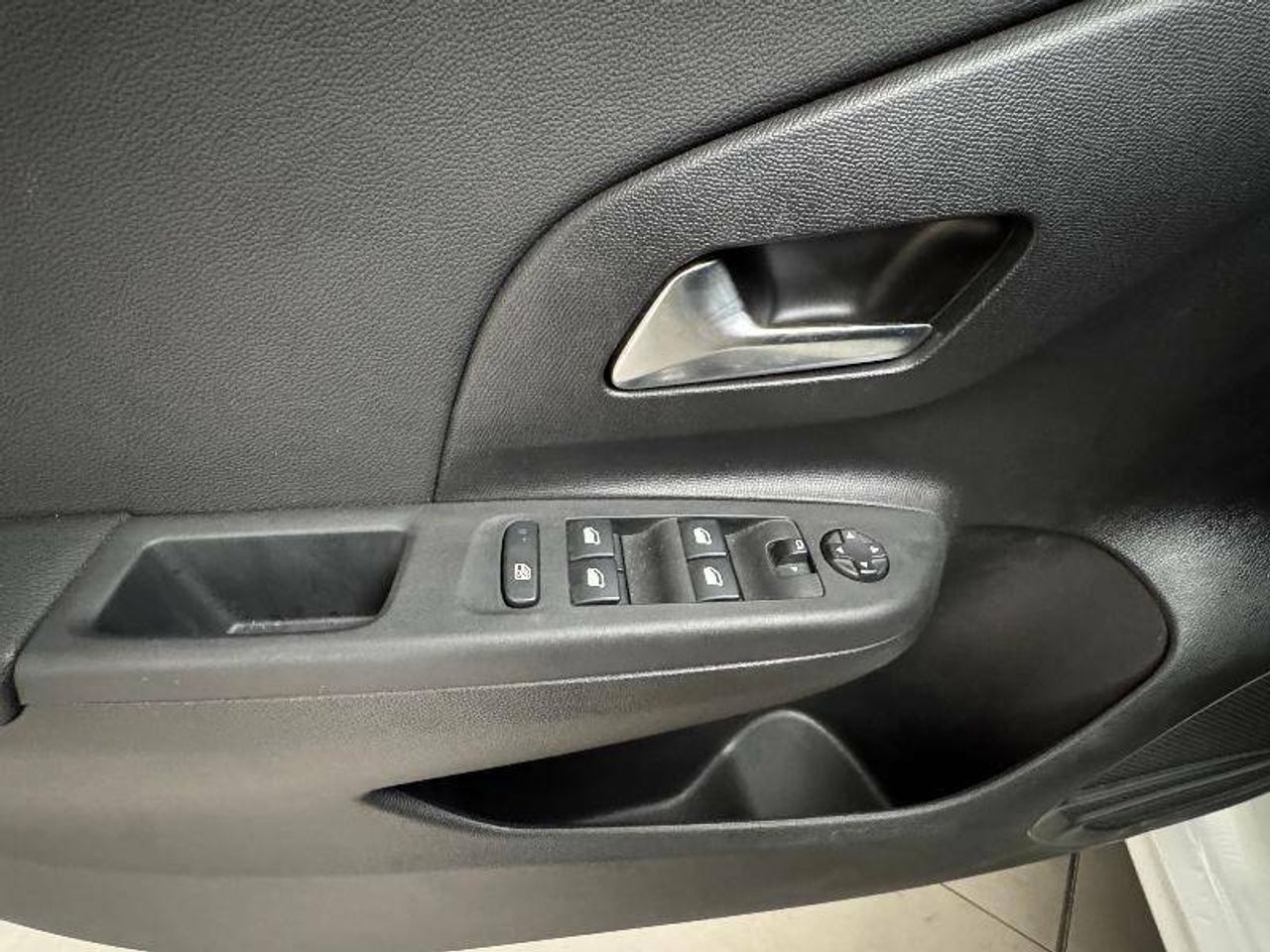 Foto Opel Corsa 13