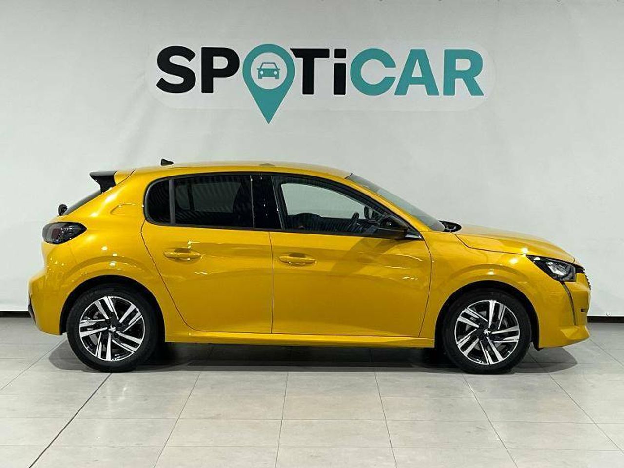 Foto Peugeot 208 4