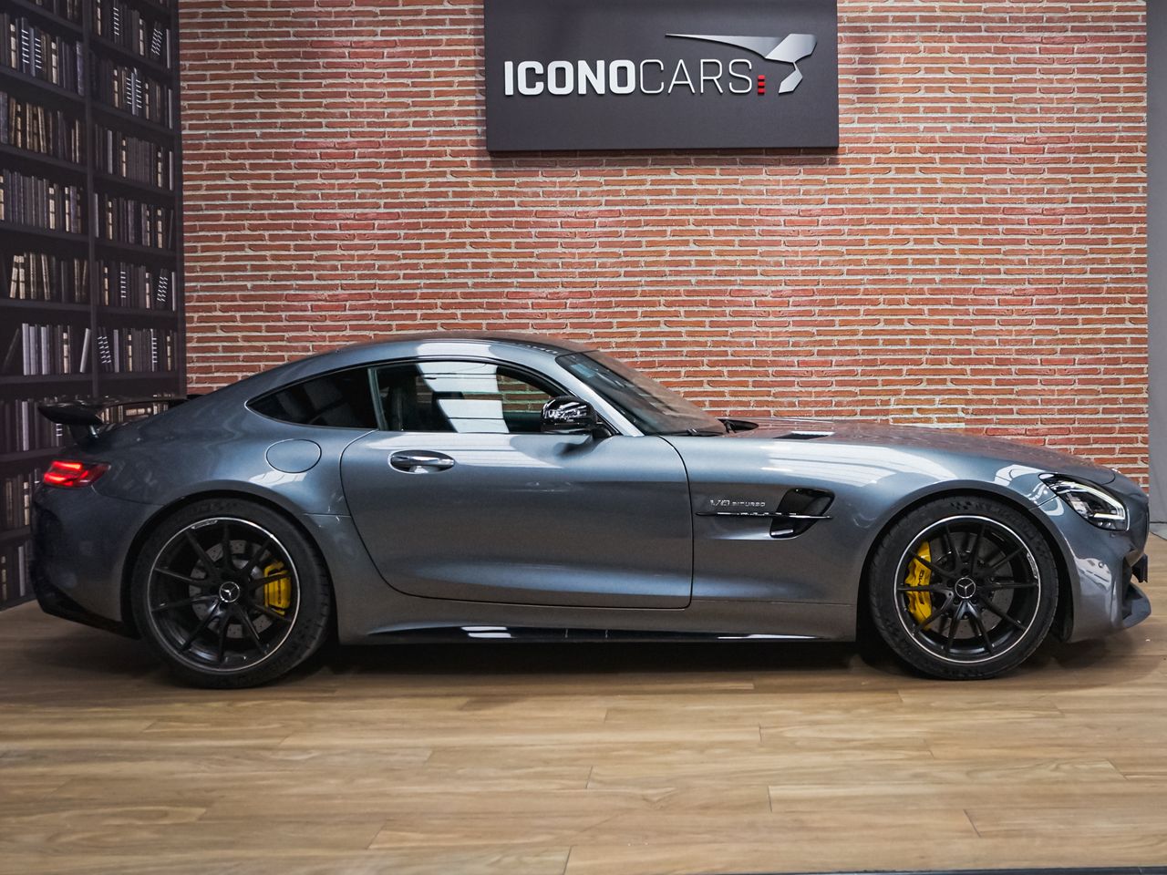 Foto Mercedes-Benz AMG GT 6