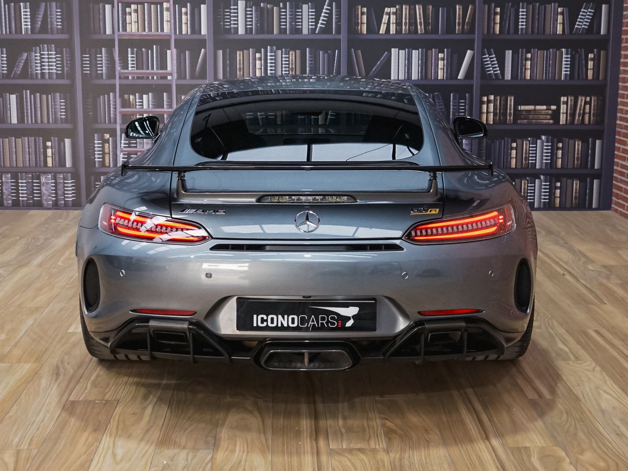 Foto Mercedes-Benz AMG GT 8