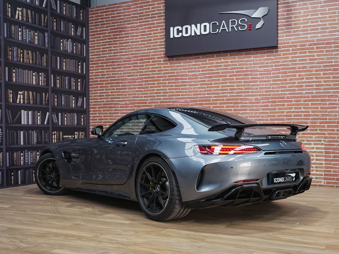 Foto Mercedes-Benz AMG GT 9