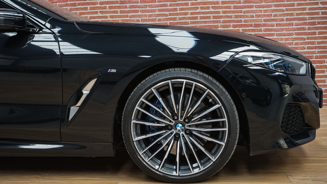 Foto BMW Serie 8 7
