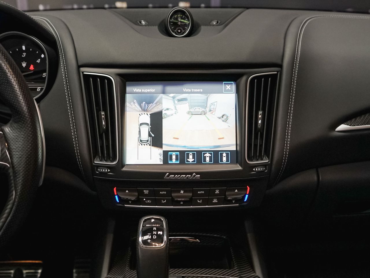 Foto Maserati Levante 48