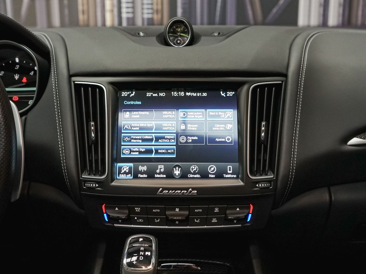 Foto Maserati Levante 49