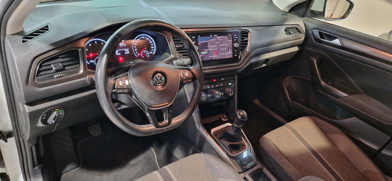 Foto Volkswagen T-Roc 7