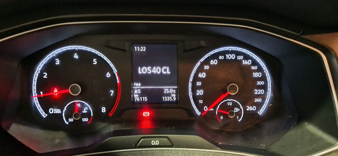 Foto Volkswagen T-Roc 15