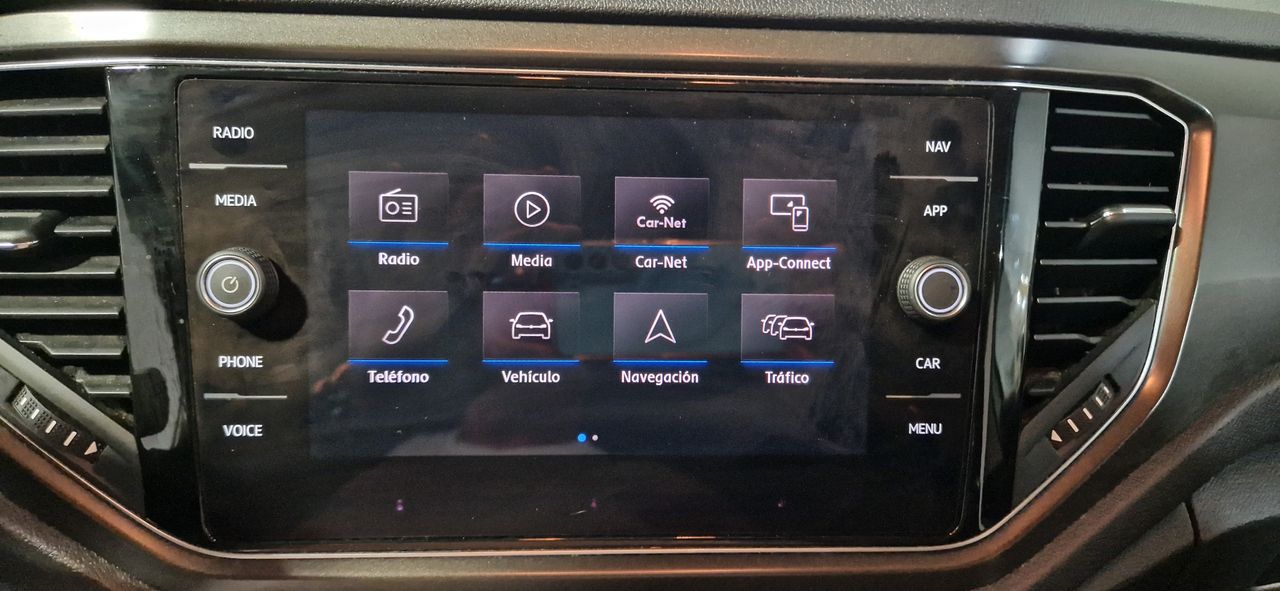 Foto Volkswagen T-Roc 25