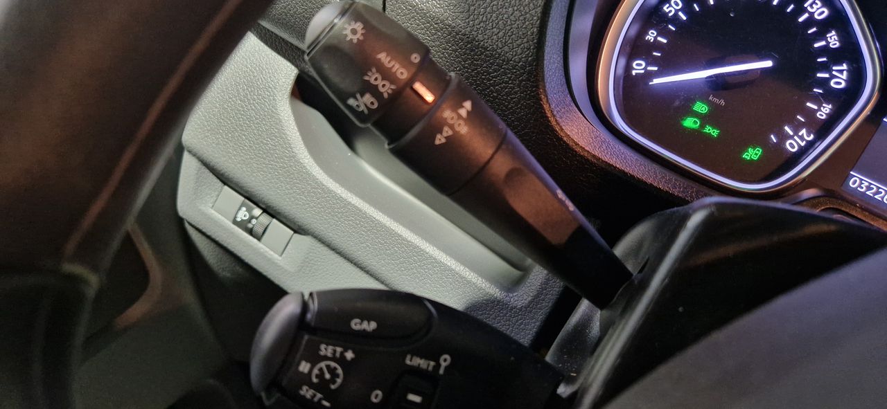 Foto Opel Vivaro 28