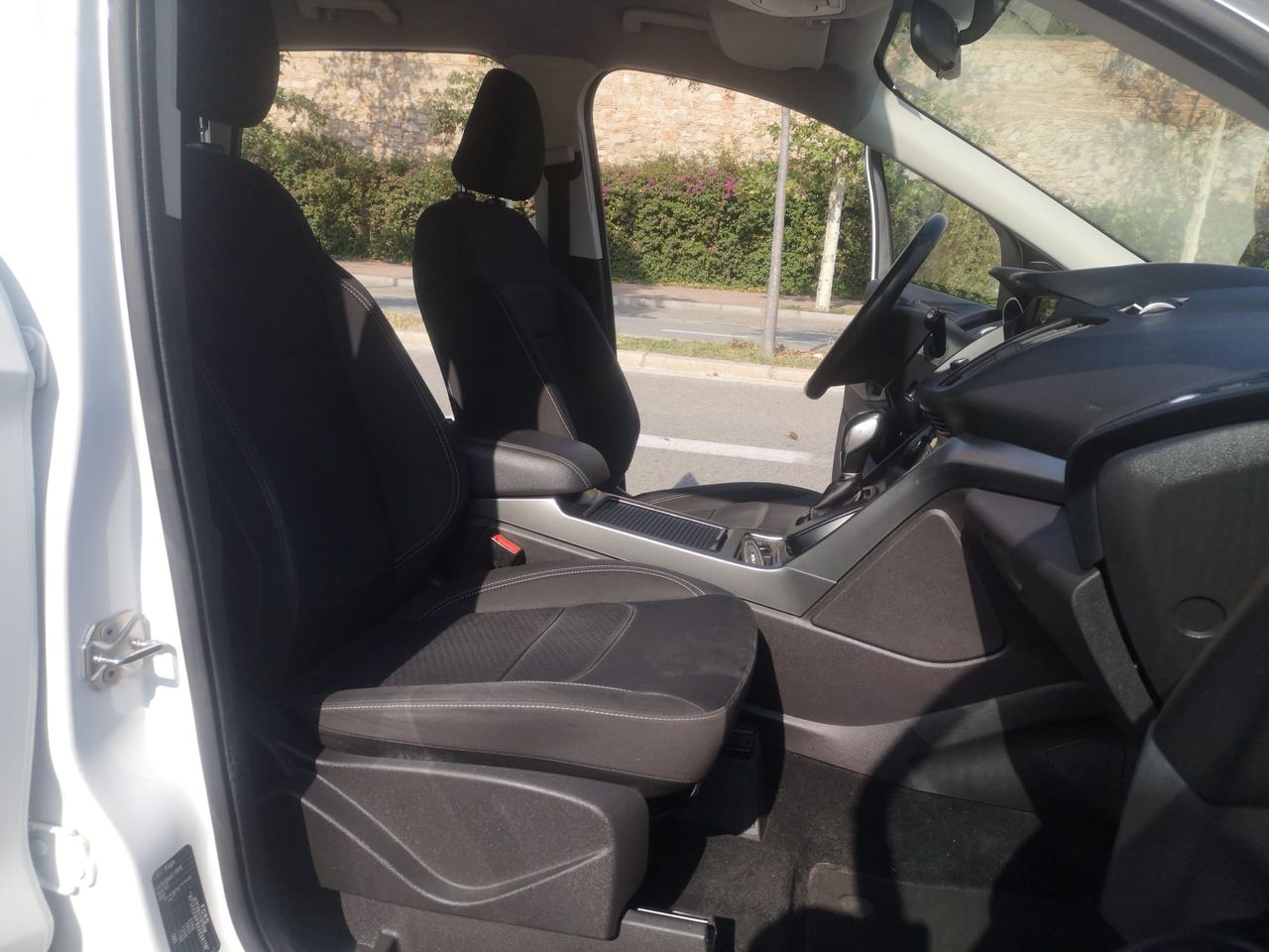 Foto Ford Kuga 34