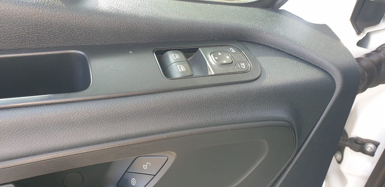 Foto Mercedes-Benz Sprinter 19